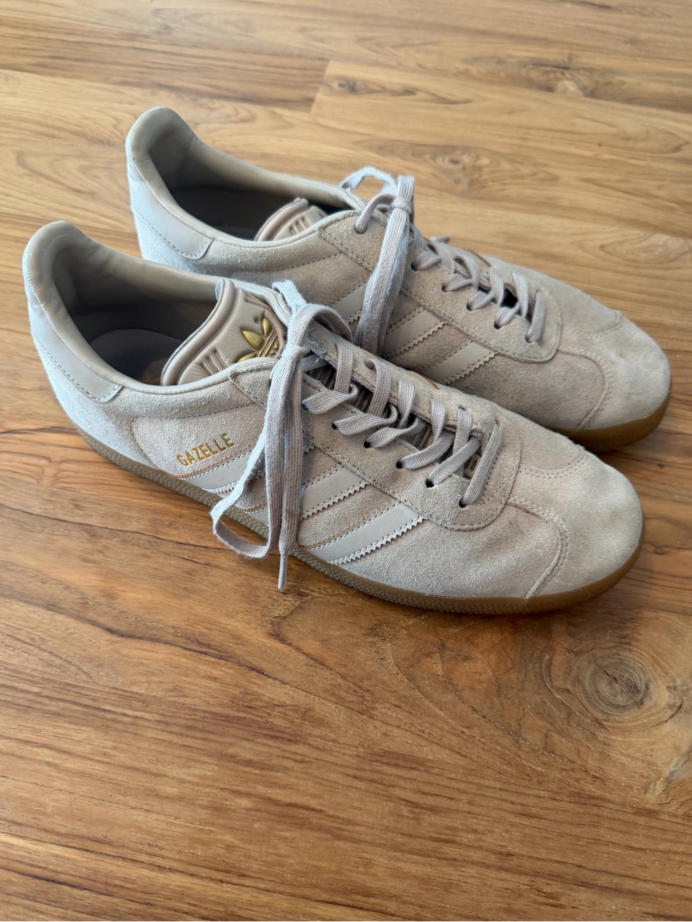 Adidas Gazelle Sneaker Shoes Men’s 8 Taupe/Mushroom